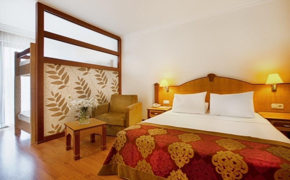 Adalya Art Side Hotel Екстериор снимка